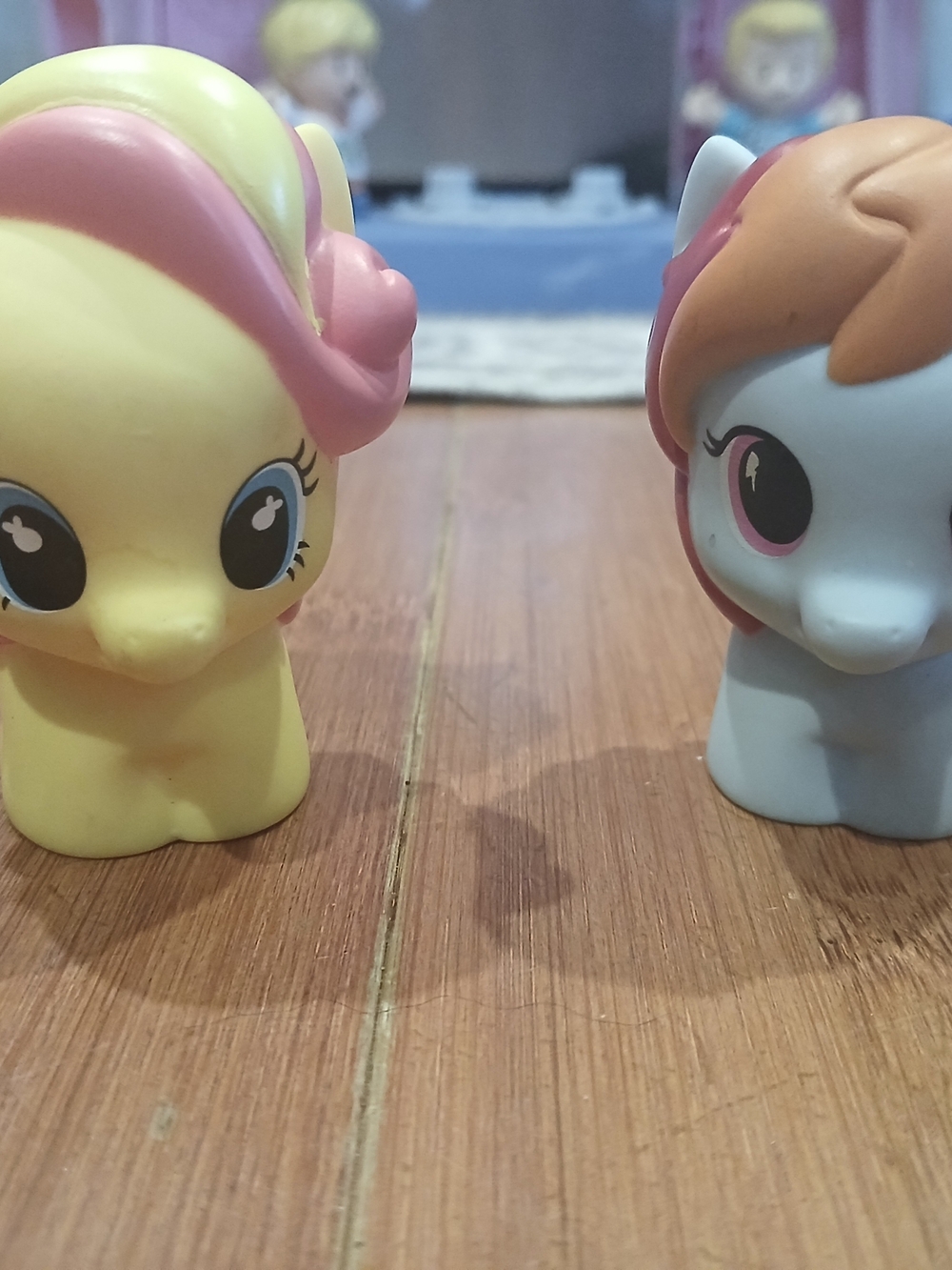 My Little Pony Style Vinyl Figure Set - Yellow & Light Blue